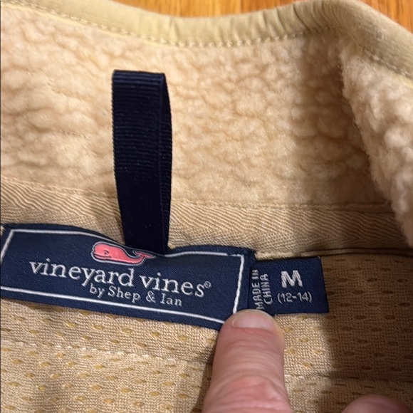 Vineyard Vines Navy and Cream Sherpa Vest -medium 12-14 - Picture 4 of 7
